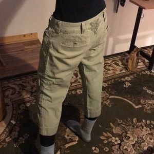 Green embroidered capri pants